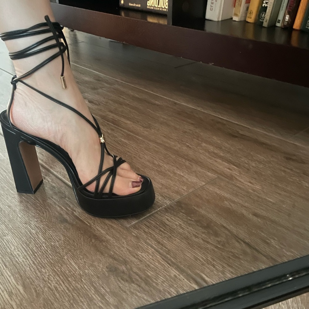 Steve Madden Black Strappy Platform Heels - Picture 5 of 5